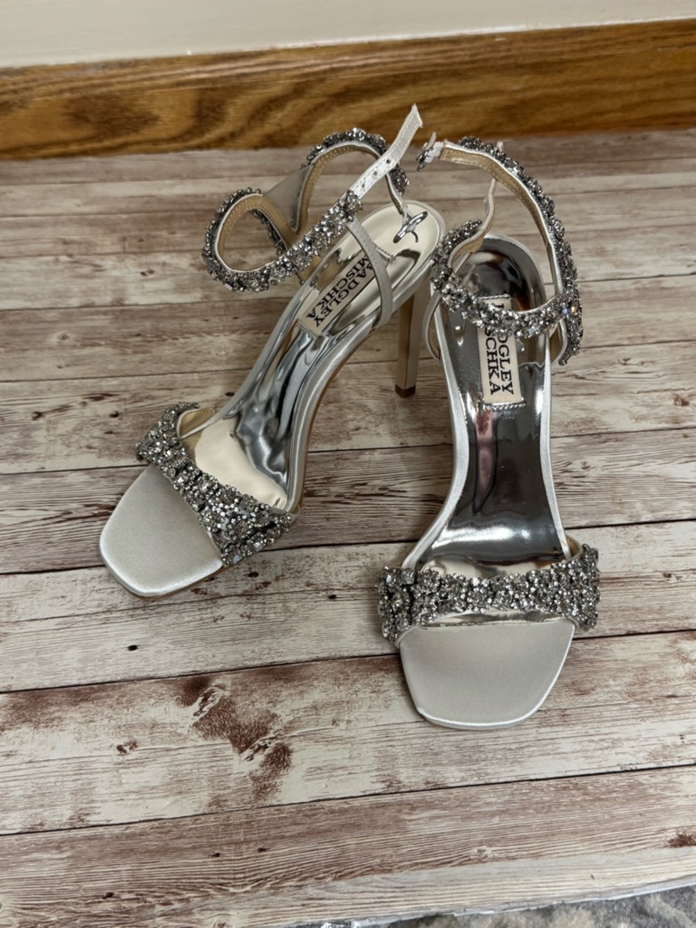 Brand NEW Badgley Mischka White Satin Embellished Open-Toe Heels